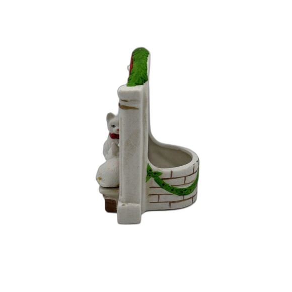 Vintage Waiting for Santa porcelain kittens Votive Candle Holder Wreath - Picture 2 of 12